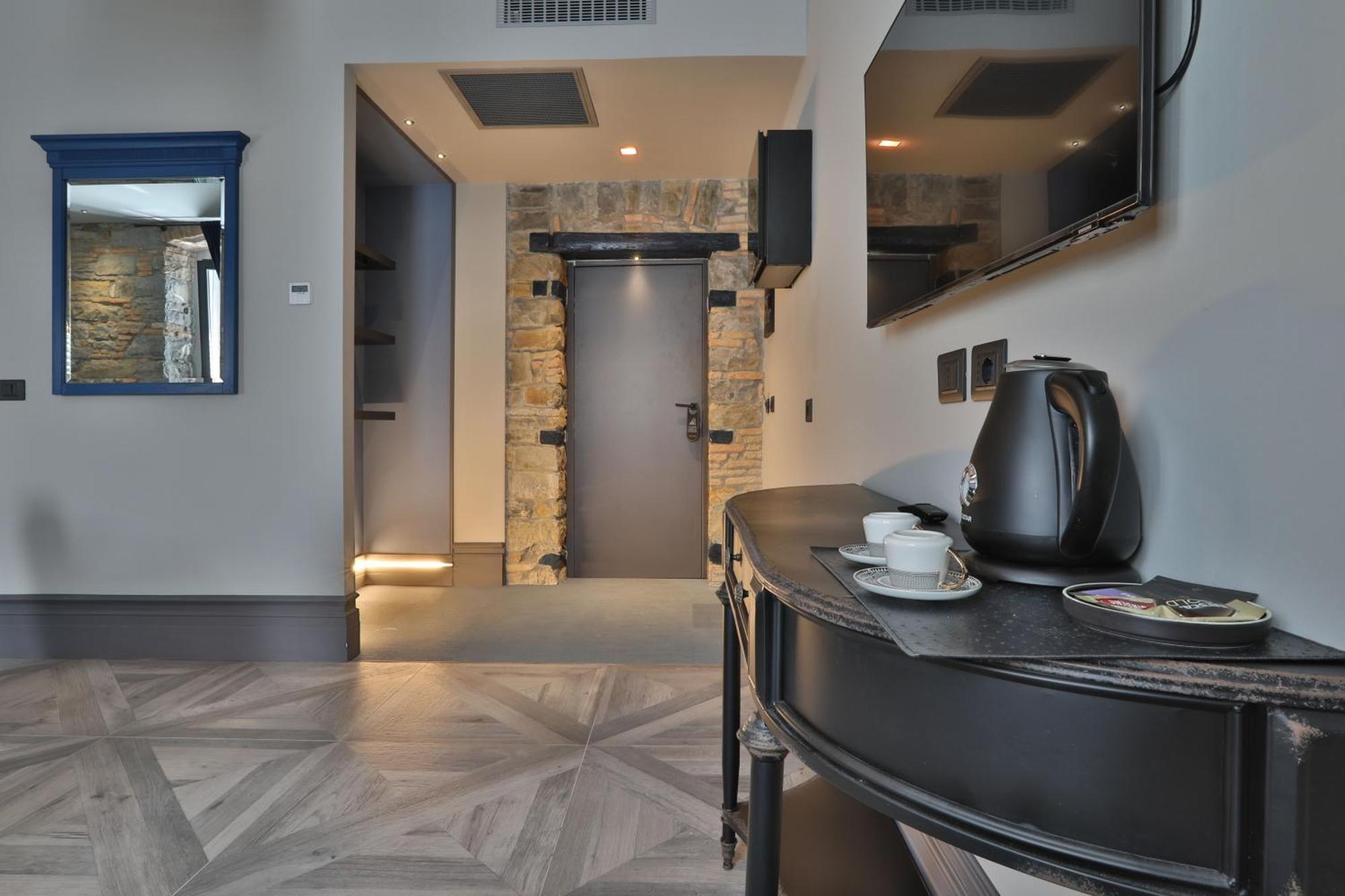 Forvm Bijoux Rooms Trieste Exteriör bild